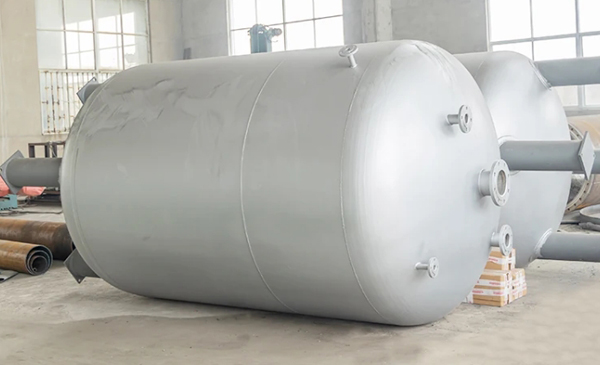 不锈钢储罐.jpg