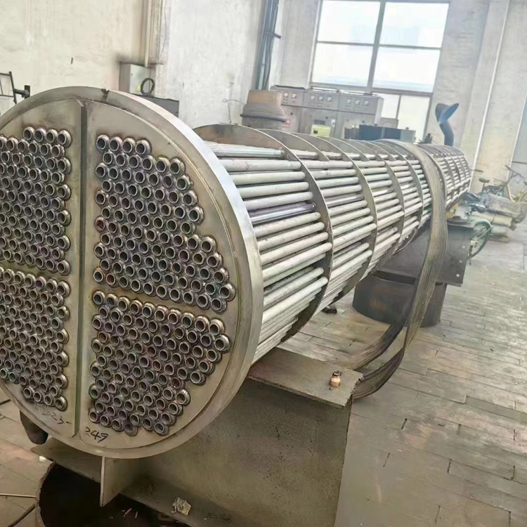 双管板换热器的工作原理和维护保养